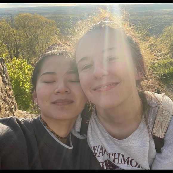 Meet your Posher, Olivia - Picture 1 of 1